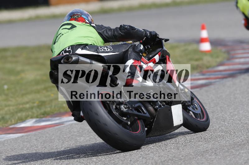 Archiv-2025/07 19.04.2025 Speer Racing ADR/Instruktorentraining/backside